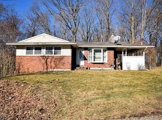 6 Clearview Cir, Newton, NJ 07860