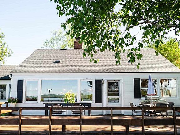 3rd image of 4874 Indiana Point