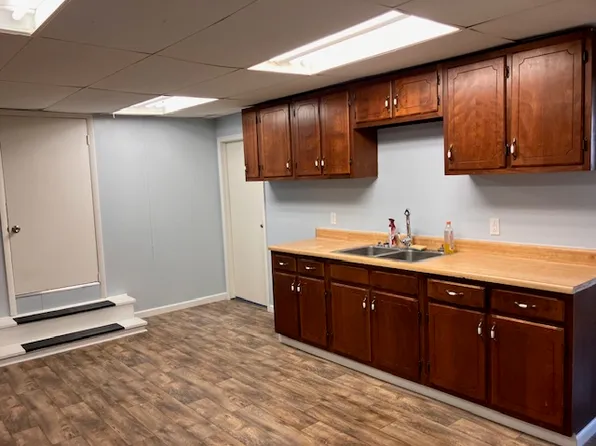 28 Shenango St APT 201, Greenville, PA 16125