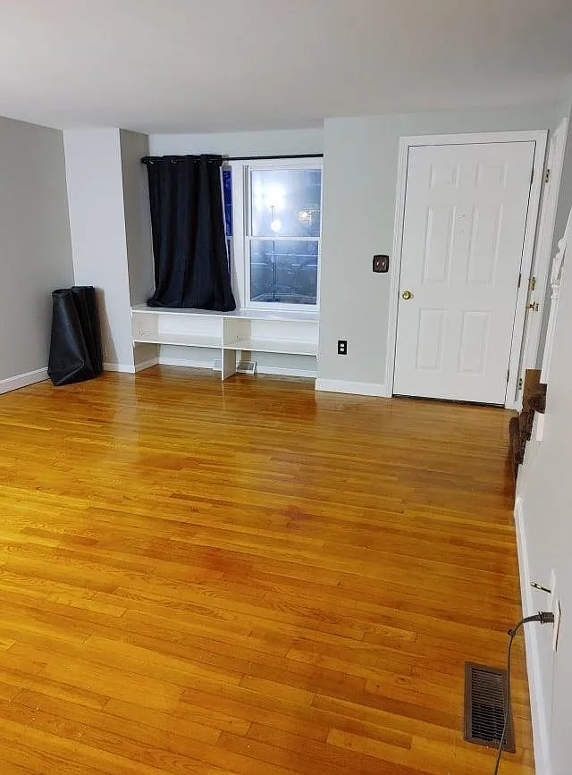 2 bed, 1.5 bath, 1426 sqft, $2,800 — Photo 1