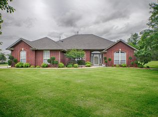 769 Magnolia Ln, Tuttle, OK 73089