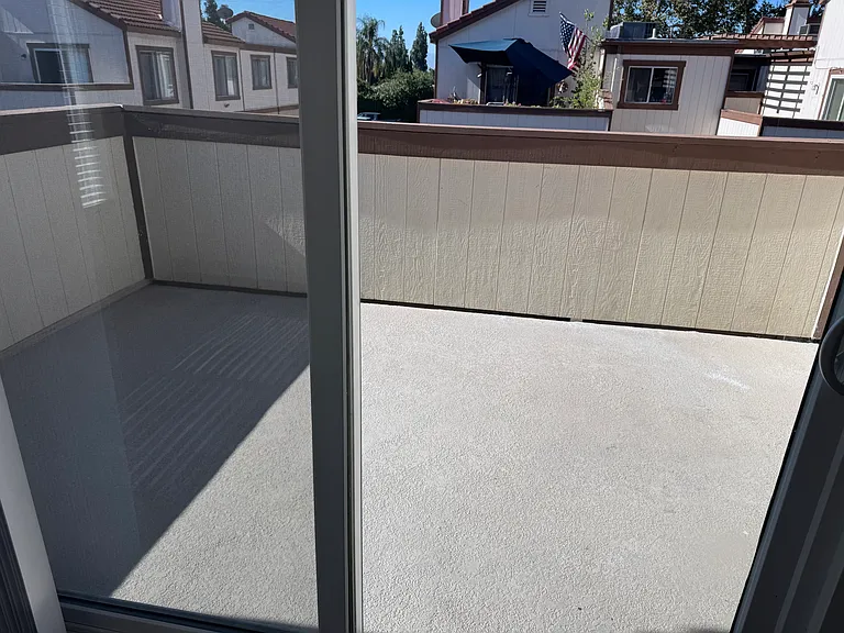 2021 S Campus Ave #F — Photo 14