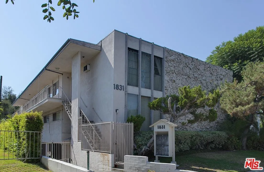 Building Photo - 1831 Ramona Ave #1