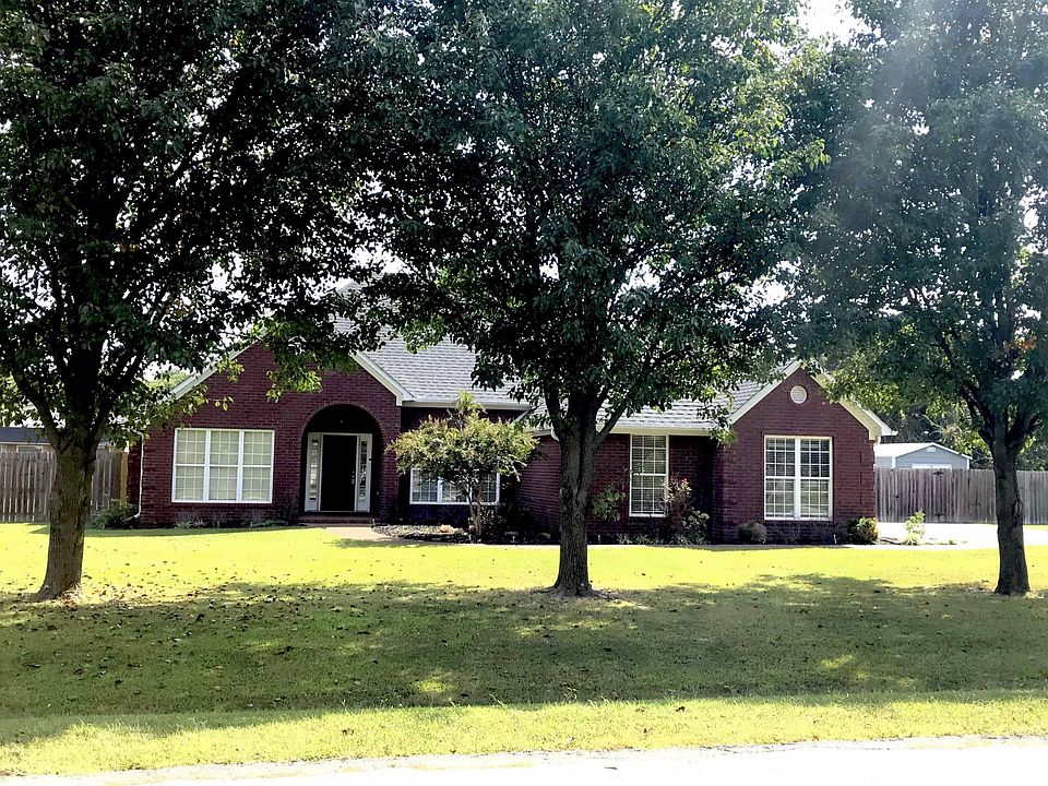 1st image of 34 Dreamland Pl