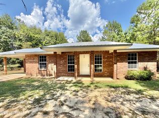 22202 N State Highway 63, Leakesville, MS 39451