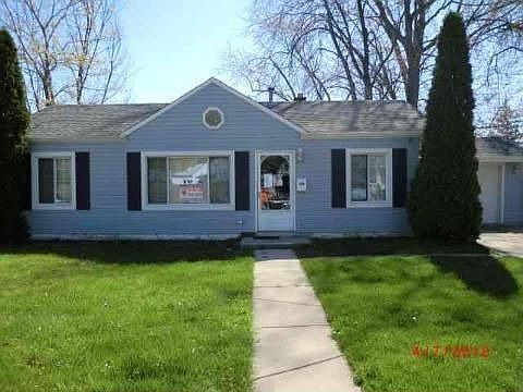 1st image of 26054 Barnes St