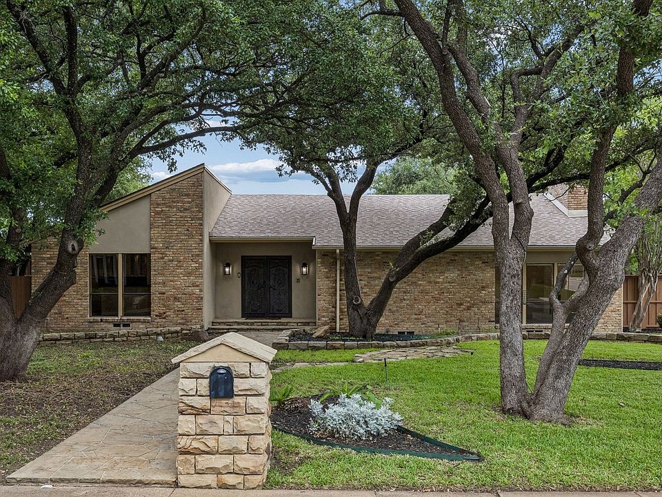 1st image of 10695 Pagewood Dr