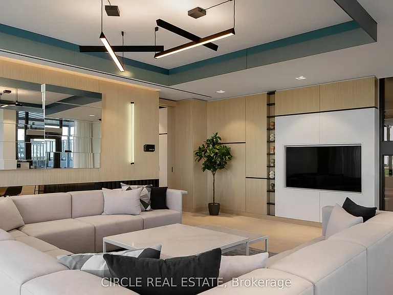 36 Zorra St #2202 — Photo 31