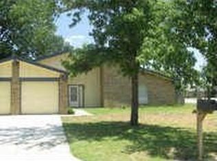 800 Savannah Way, Bedford, TX 76022