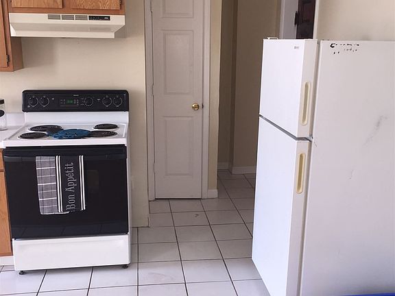 Kitchen 4 (1)