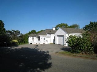 4 Penzance Rd, Rockport, MA 01966