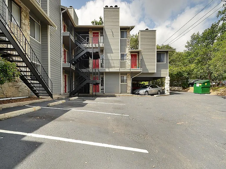 9079 Jollyville Rd #303 — Photo 2