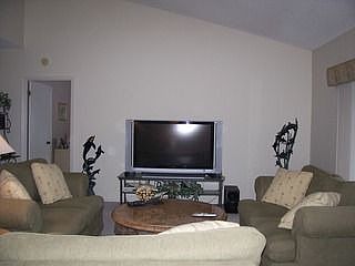 2nd image of 5801 Glencove Dr APT 506