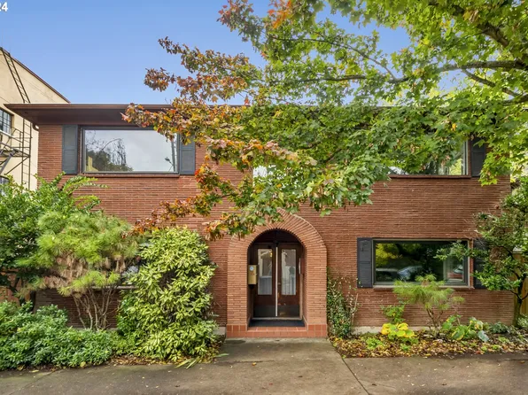 821 SE 29th Ave APT 1, Portland, OR 97214