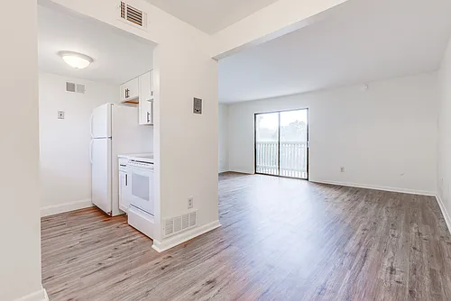 160 Glenn St #306 Photo 1 160 Glenn St #306 Photo 1