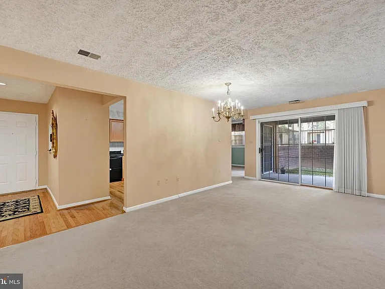 2217 Woodbox Ln #A-2217A — Photo 6