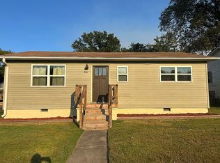 616 N Spring St, Bloomfield, MO 63825