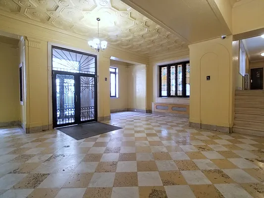 Rented by Sovereign Associates | media 30