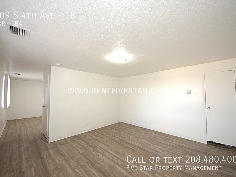 809 S 4th Ave #18 — Photo 4