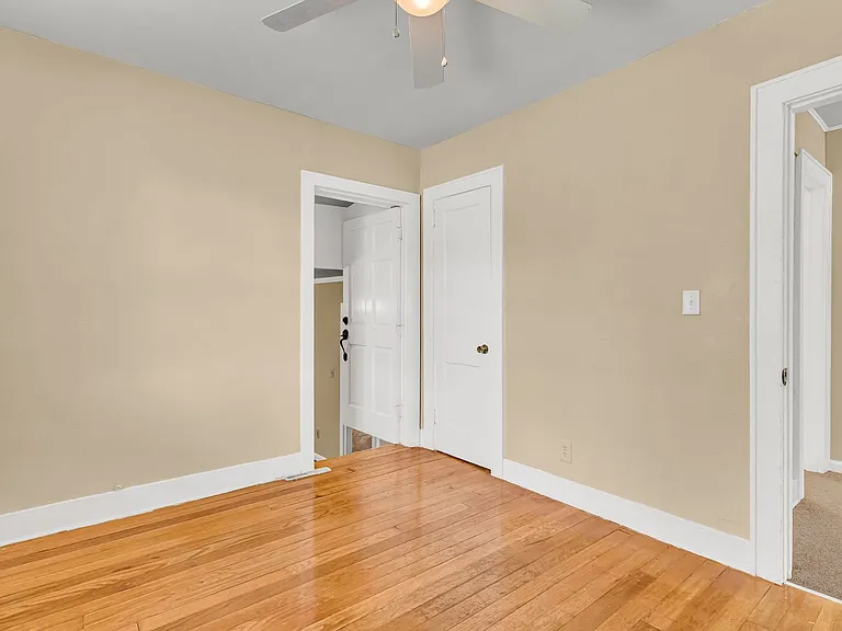 2330 Bailey Dr — Photo 8