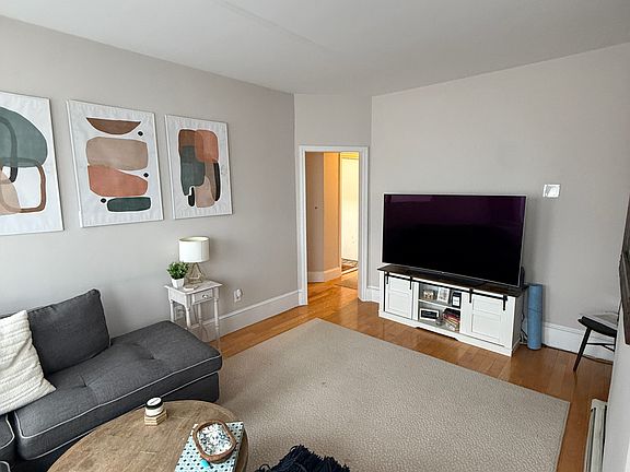 5th image of 121 L St #3