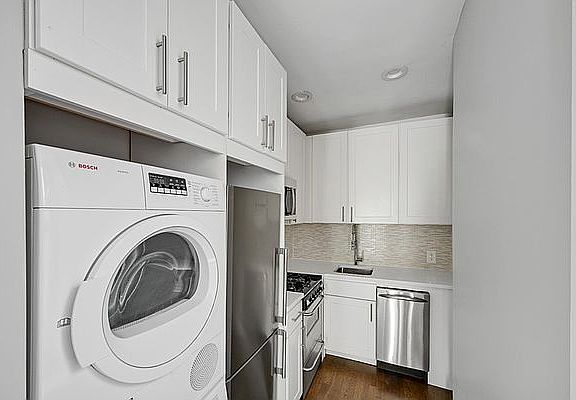 4th image of 516 E 88th St APT 5b