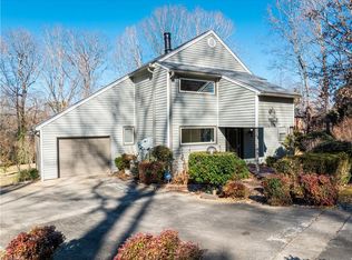3050 Upland Pl, Clemmons, NC 27012