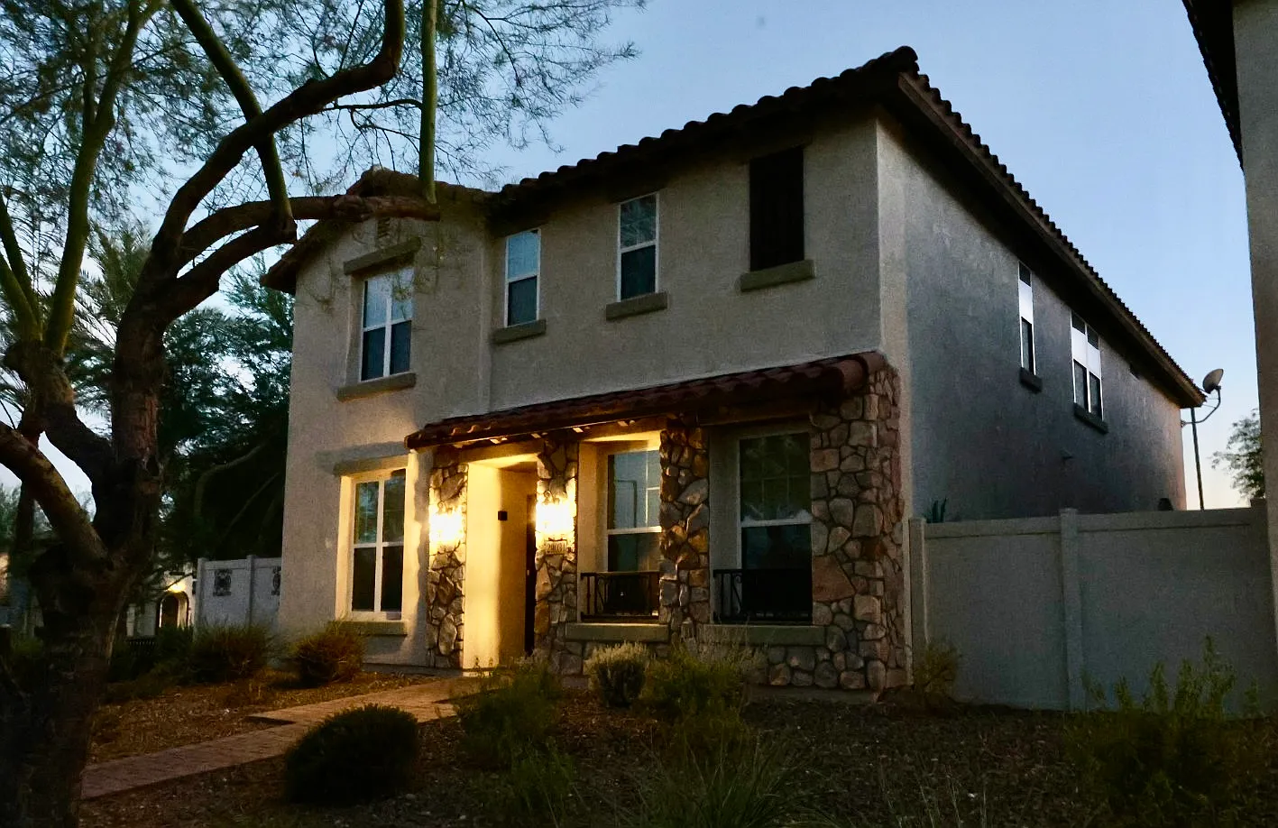 4 bed, 2.5 bath, 2622 sqft, $2,650 — Photo 1