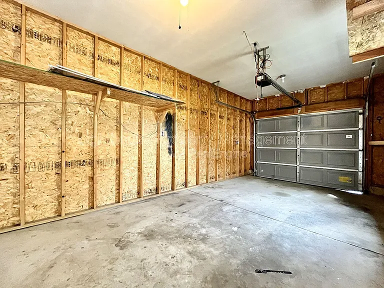 2103 Kinnrow Ave NW — Photo 24