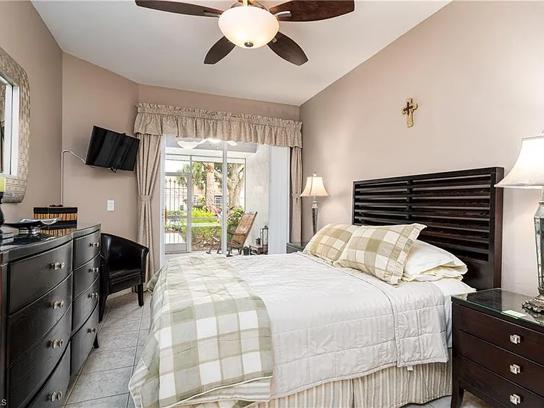 1927 Morning Sun Ln #F-27 — Photo 12
