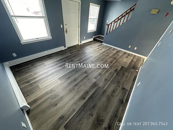 5th image of 114 Main Rd S APT E