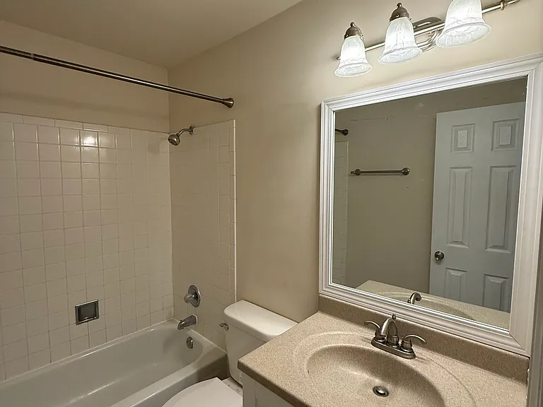 2nd bathroom