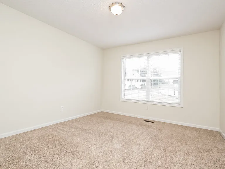 19 Eagle Point Ct — Photo 13