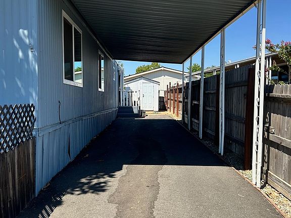 3rd image of Debutante Ln