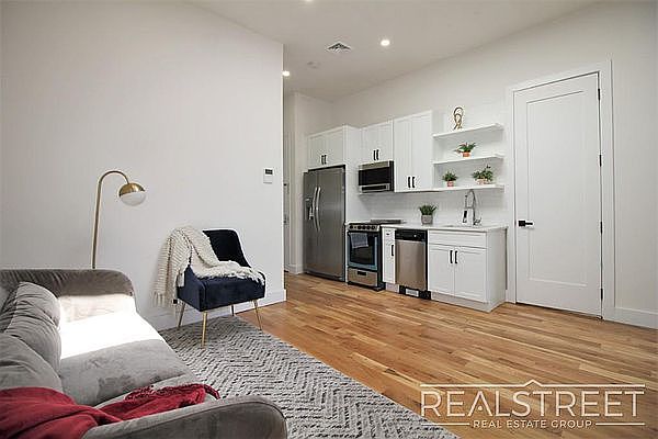 1st image of 631 Willoughby Ave #D