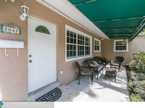 3rd image of 2047 SW 37th Ave