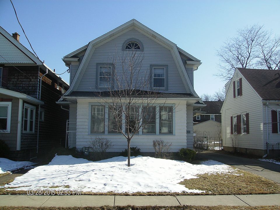 34 Mullen St
