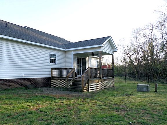 5th image of 303 Sunridge Ln