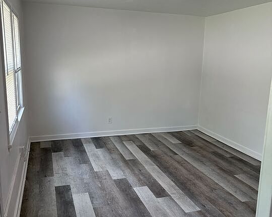 2nd image of 51C Midland Heights Cir