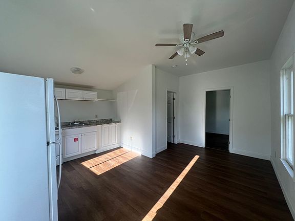2nd image of 2212 32nd Ave E APT W3