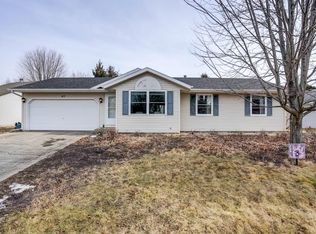609 Anne Dr, Stoughton, WI 53589