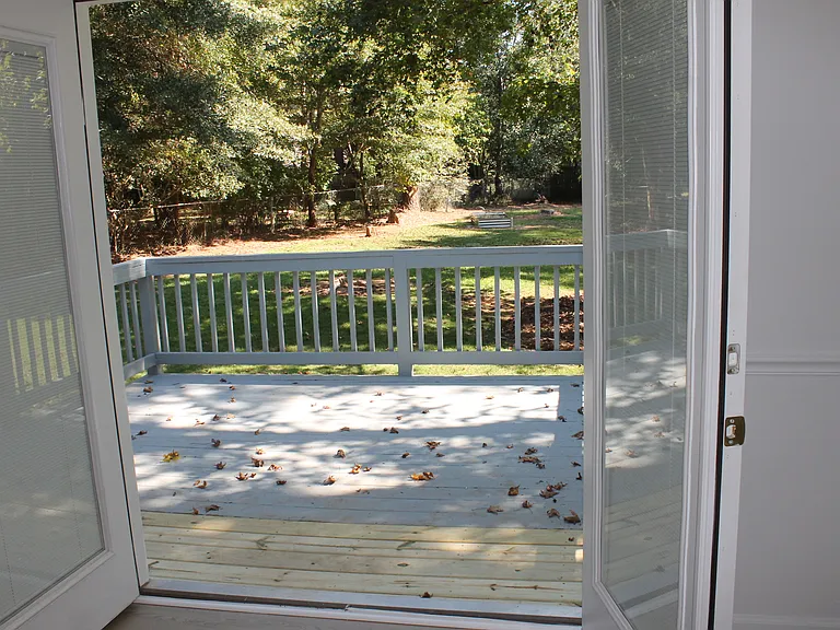 145 Hidden Timber Ct — Photo 9