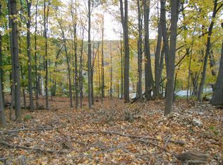 55 Orchard St, Avon, CT 06001