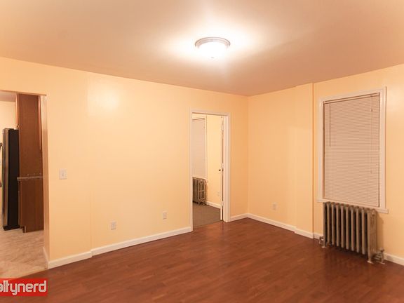 4th image of 17 Cornell Ave