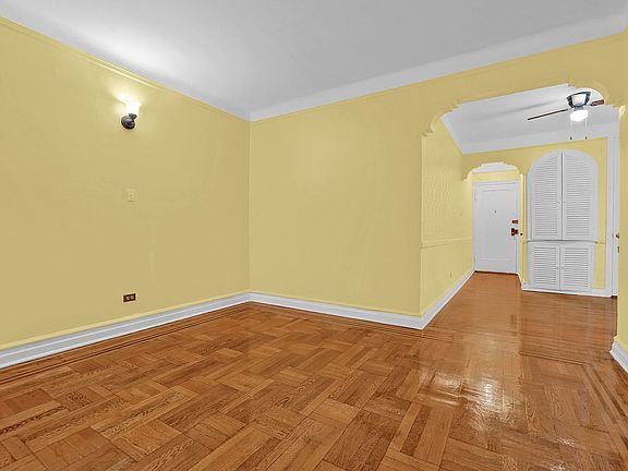 4th image of 150 E 18th St APT 3F