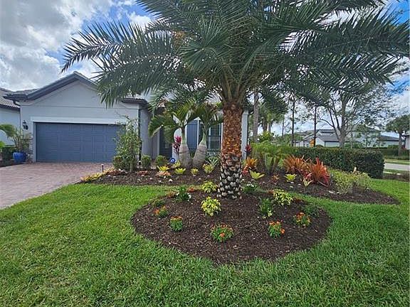 3rd image of 9640 Everglades DR