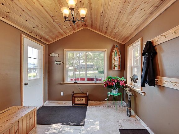 5th image of 2408 25th St Lot 92