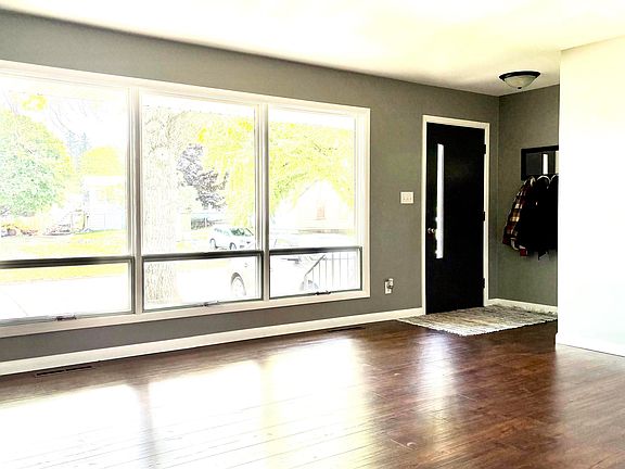 3rd image of 516 N Best St