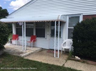 106D Hope Rd, Whiting, NJ 08759