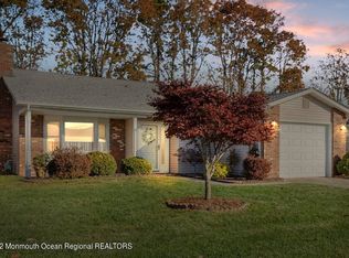 32 Thames Pl, Brick, NJ 08723